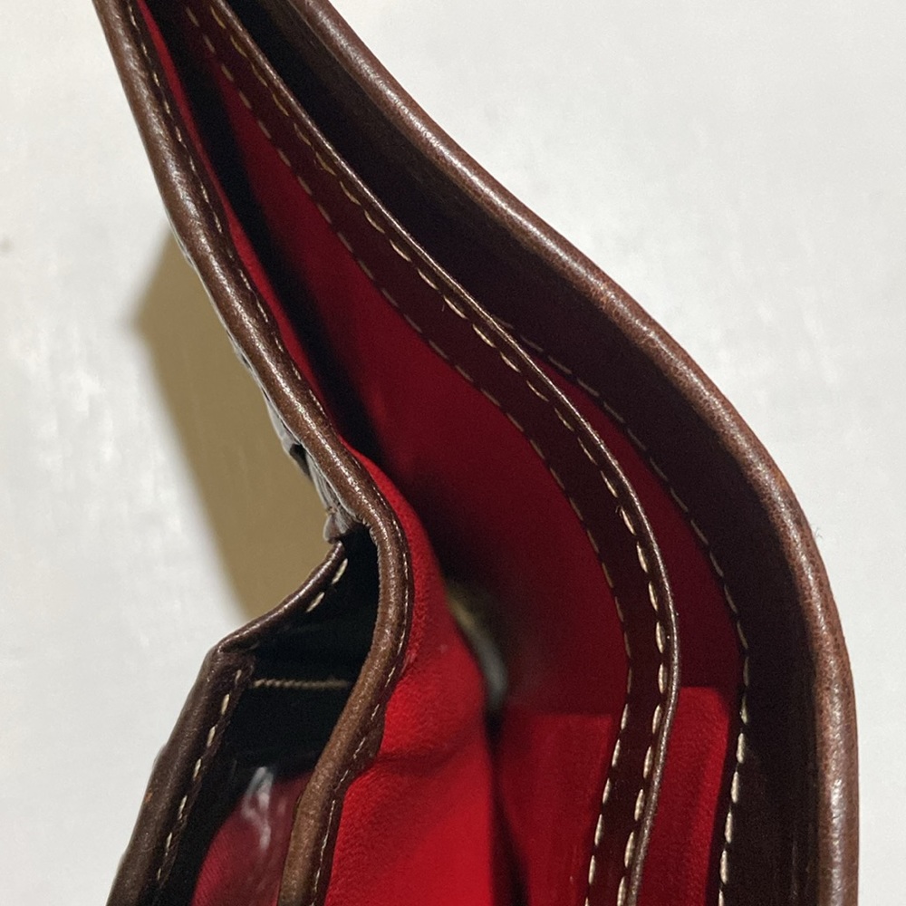DOONEY & BOURKE Brown Croc Embossed Trifold Leather Wallet - Picture 6 of 10